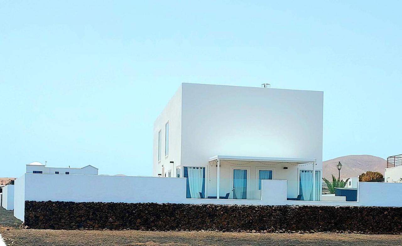 Апартаменты Azur Arts Lanzarote Lofts Тинахо Экстерьер фото