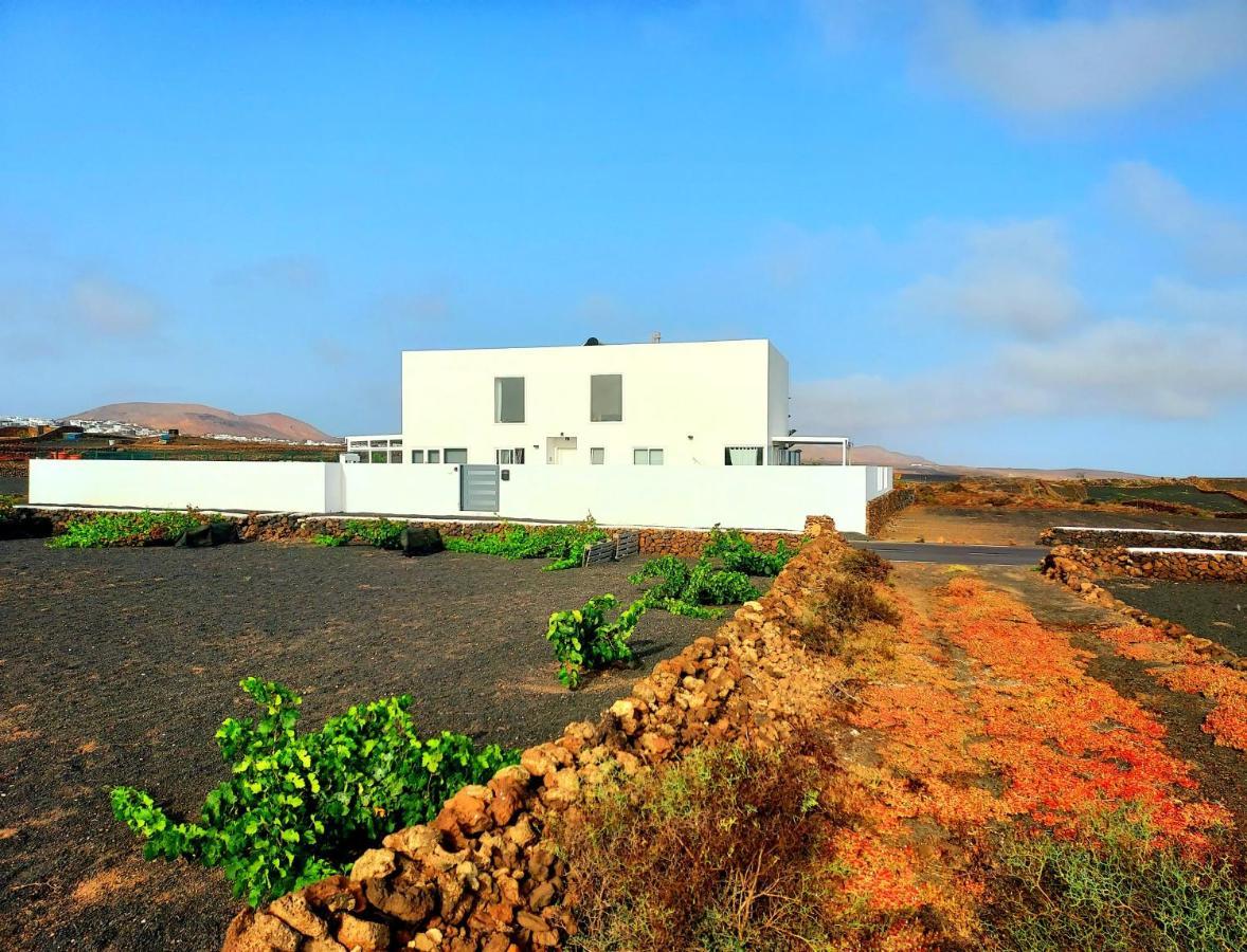 Апартаменты Azur Arts Lanzarote Lofts Тинахо Экстерьер фото