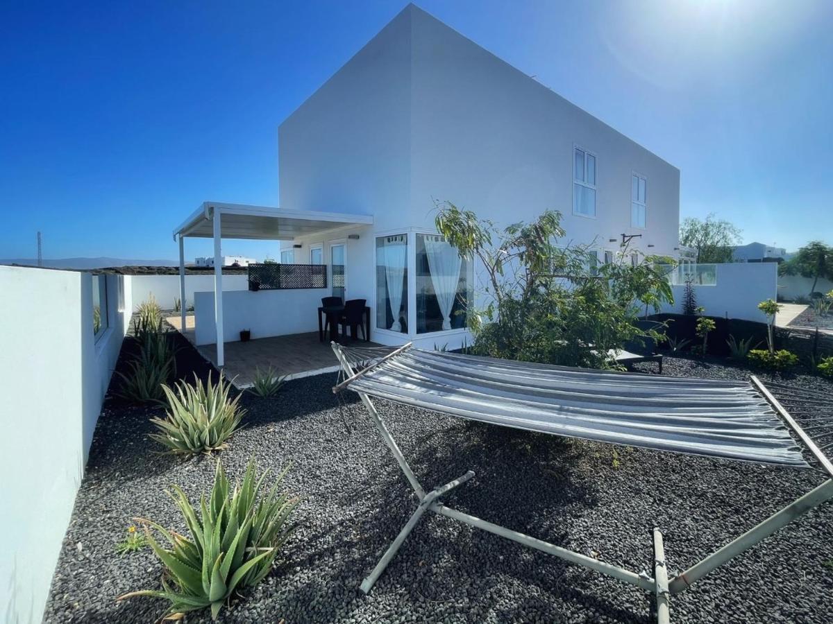 Апартаменты Azur Arts Lanzarote Lofts Тинахо Экстерьер фото
