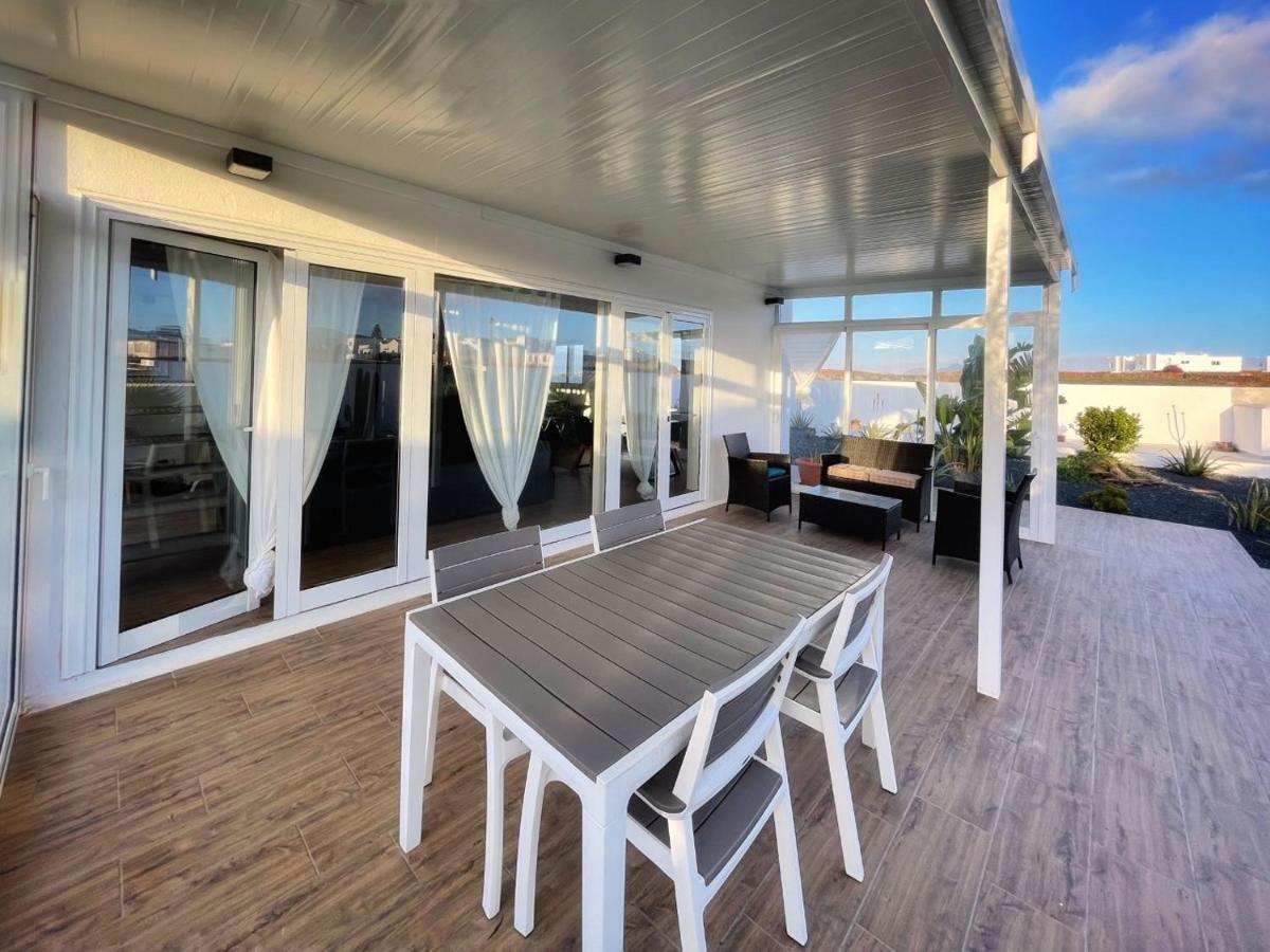 Апартаменты Azur Arts Lanzarote Lofts Тинахо Экстерьер фото